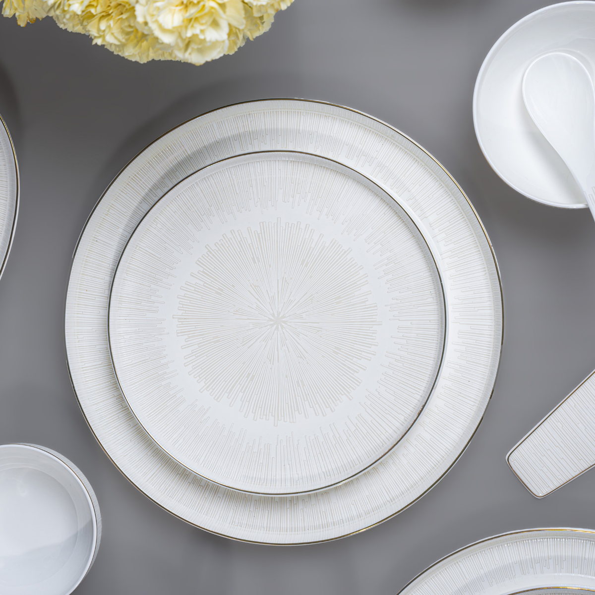 Aurelia Linea 37-Piece Dinner Set