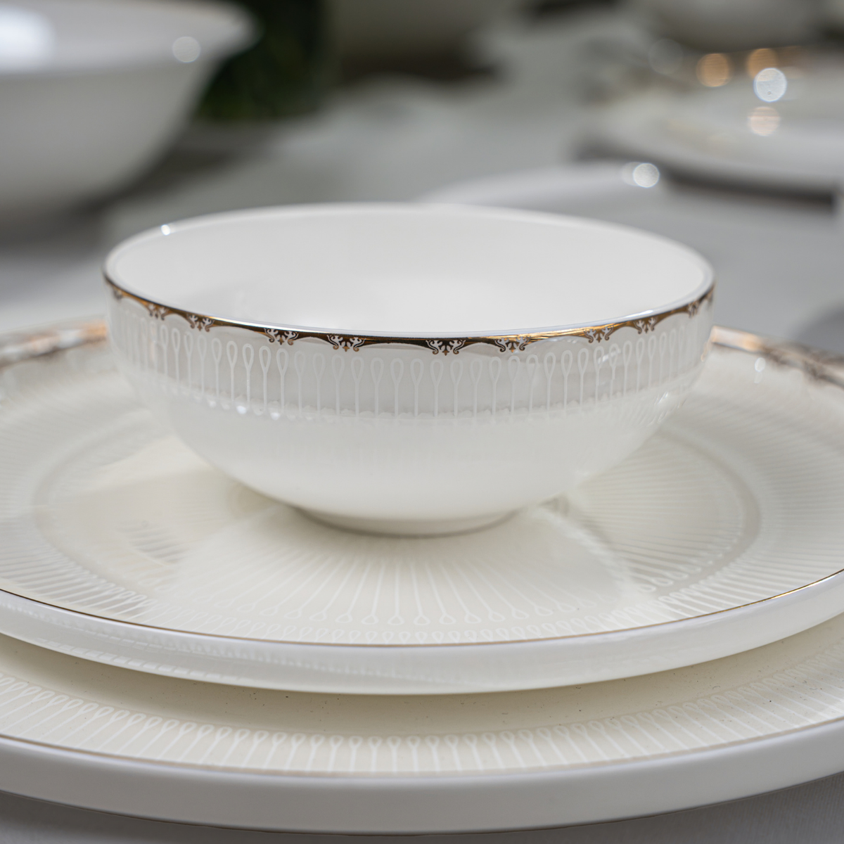 Imperial Halo 37 Piece Fine Bone China Dinner Set