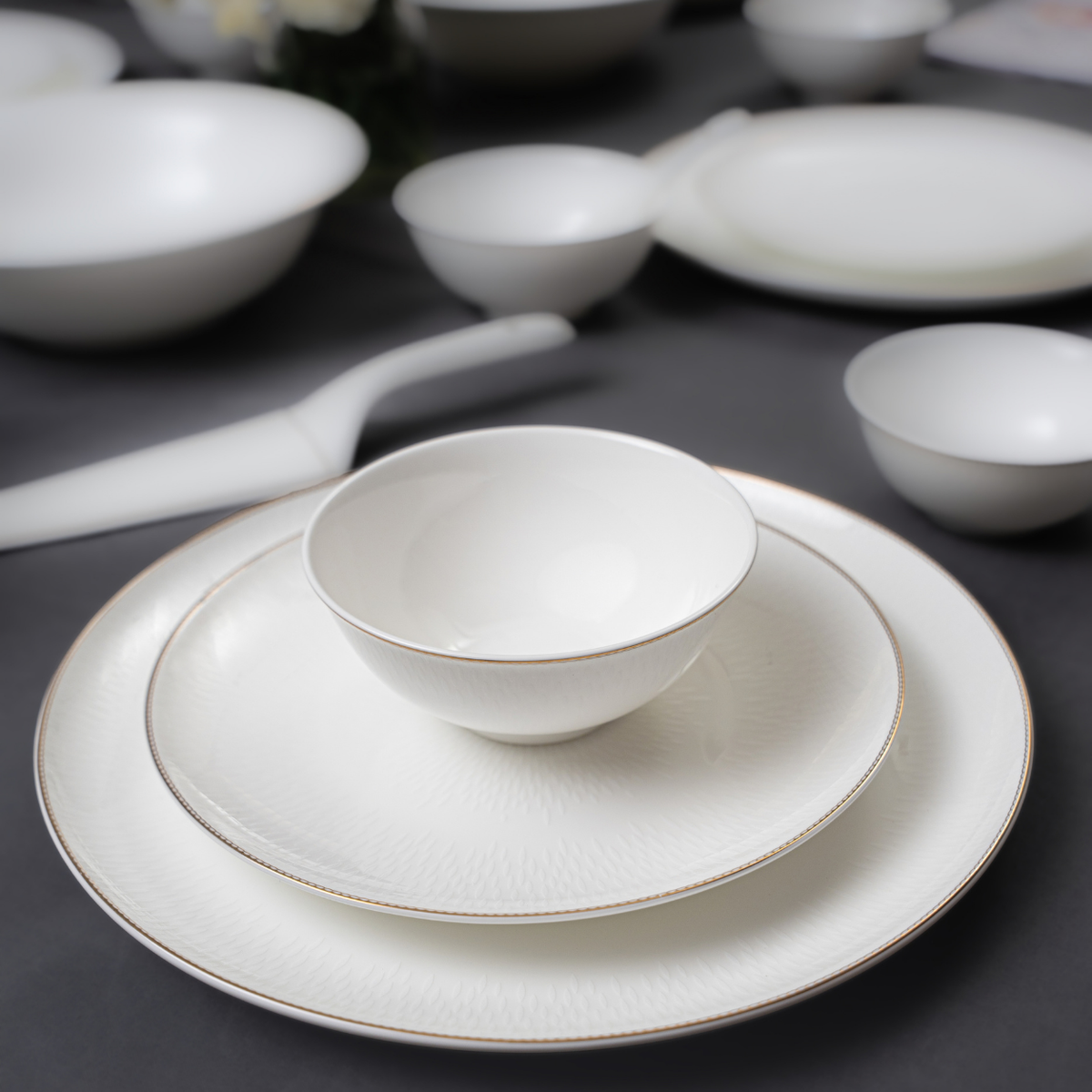 Pearl Essence 37-Piece Fine Bone China Dinner Set
